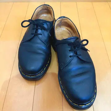 영국제 Dr. Martens 닥터마틴 3홀 가죽 신발 UK5