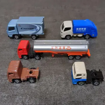 토미카 트럭 세트