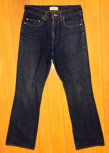 JieDa 다크 블루 부츠컷 데님