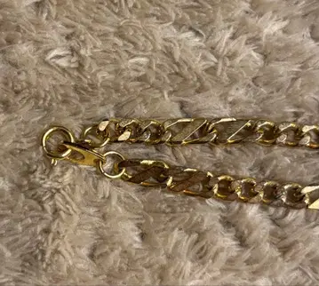 골드 컬러 트위스트 체인 목걸이 약 45cm