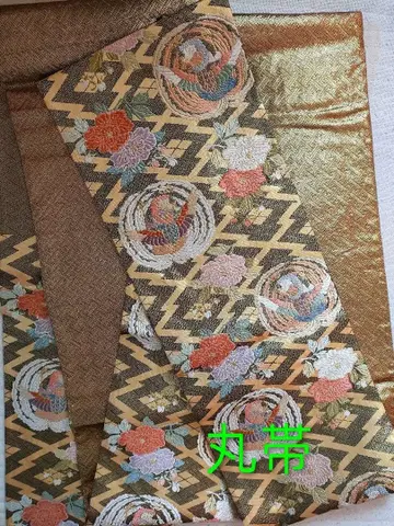 골드 컬러 자수 장식 마루오비