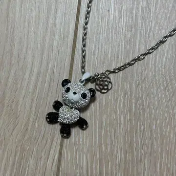 CLATHAS 팬더 참 목걸이 클레이 사스 새상품급