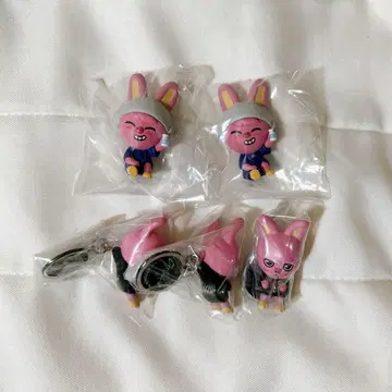 skzoo 쯰쯰 늘어뜨려 꼬옥 가챠 사우나