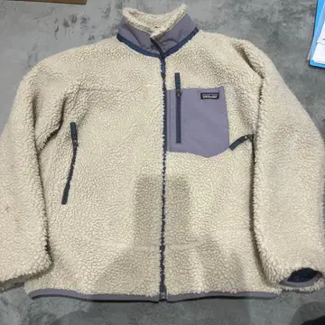 patagonia 플리스 자켓 크림
