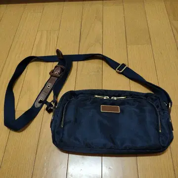 MACKINTOSH PHILOSOPHY 네이비 숄더백