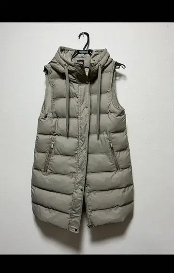 ZARA 자라 그레이지 미들 기장 충전솜 다운 베스트