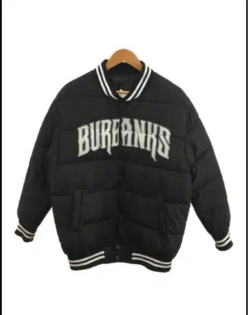 BURBANKS 블랙 다운 바시티 자켓