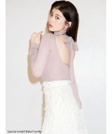 SNIDEL 백 오픈 시어 니트 풀오버