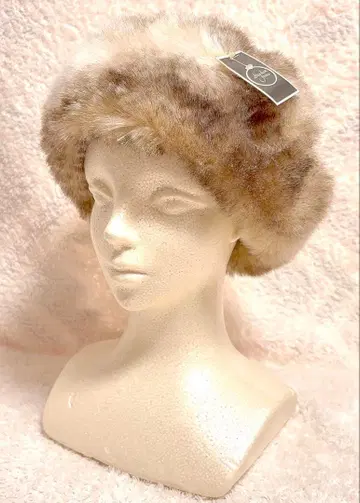 Stephen Jones 울 100% 퍼 캡 베이지 계열