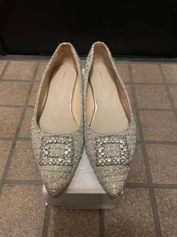 오리엔탈 트래픽 펌프스 트위드