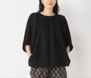 택 포함 새상품! 볼륨 슬리브 블라우스