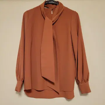 BARNEYS NEW YORK 리본 포함 긴팔 블라우스