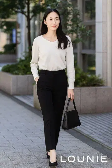 새상품, 미사용! LOUNIE 블랙 코튼 슬림 팬츠 사이즈 38