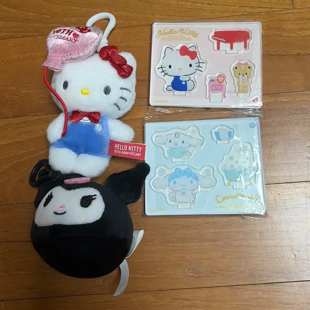 산리오 마이스탠드 아크릴 스티커 키링 인형 헬로키티 50주년
