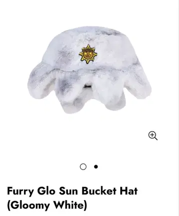 Furry Glo Sun Bucket Hat (Gloomy White)