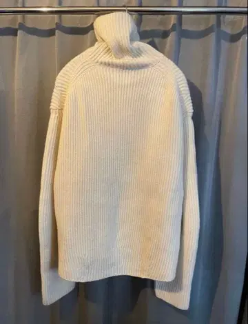 AMBUSH 캐시미어 혼방 터틀넥 스웨터 XS 오버 사이즈 크롭 기장