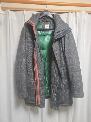 폴스미스 다운 자켓 이탈리아 산 현행 라인