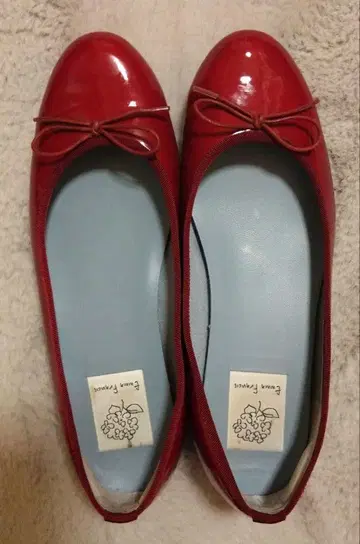 엠마 프란세스 플랫 발레 슈즈 에나멜 Red 사이즈 24cm