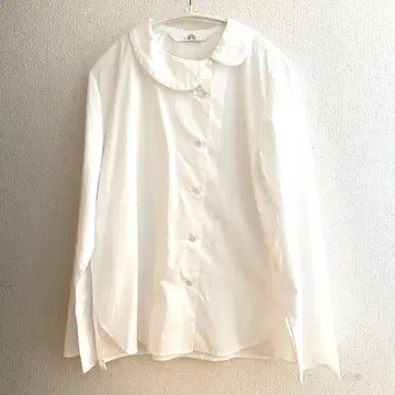 [ 새상품급 ] KAI 플랫 칼라 블라우스