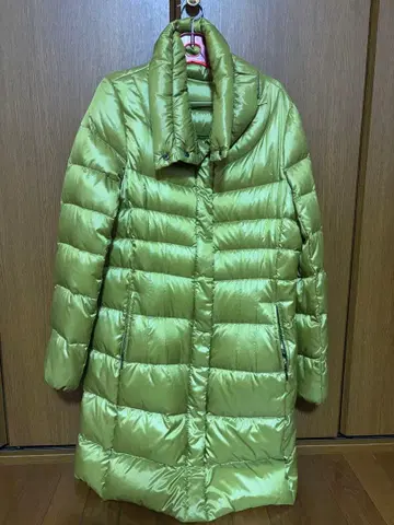 라이트 그린 다운 자켓
