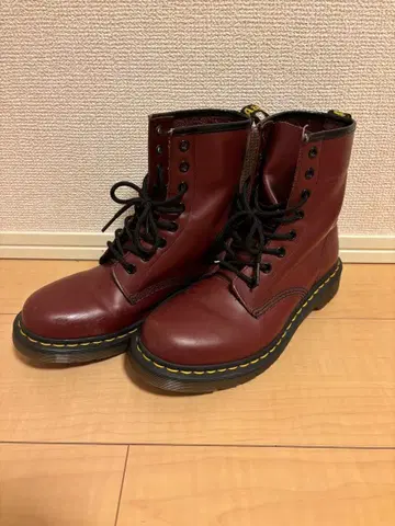 닥터마틴 8홀 24~24.5cm 체리 레드 레이스업