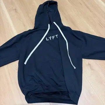 LYFT 블랙 후드티 L 사이즈