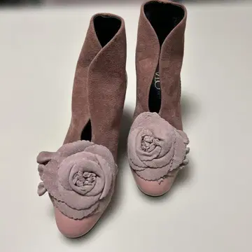 핑크 꽃 장식 스웨이드 부츠