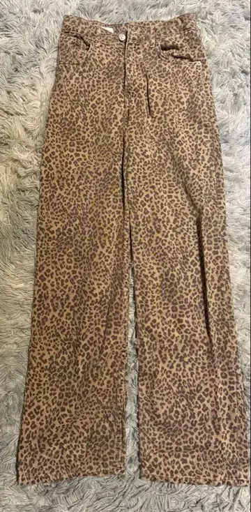 ZARA 표범 무늬 데님 팬츠 레오파드