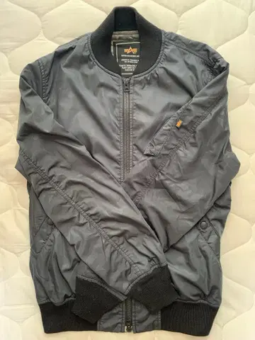 ALPHA INDUSTRIES ma-1 자켓