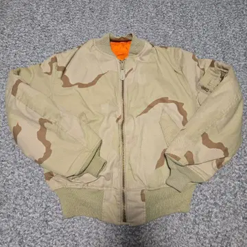 새상품 데드 ALPHA 미국제 ALPHA MA-1  카모 USA제