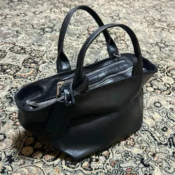 A.la Malva 선저형 가죽 백