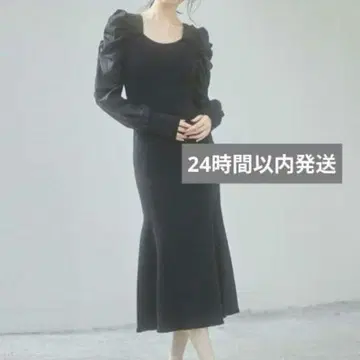 SAISON DE PAPILLON 스퀘어넥 머메이드 니트 원피스