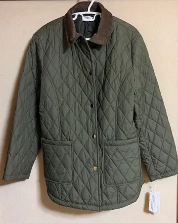 미사용 택 포함  올리브 그린 퀼팅 자켓