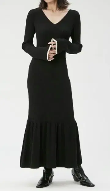 FRAY I.D 2WAY 밑단 개더 리브 니트 원피스 블랙