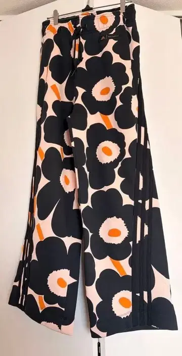 adidas marimekko 콜라보 속기모 와이드 팬츠