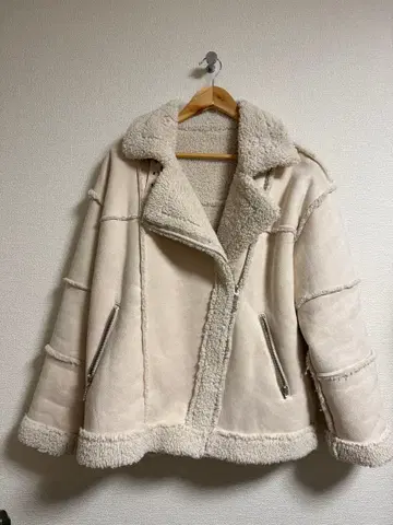 jouetie 쥬에티 무스탕 코드 아이보리 3WAY 겨울 아우터