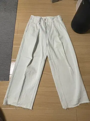 saby 와이드 팬츠 데님 블루 x 화이트