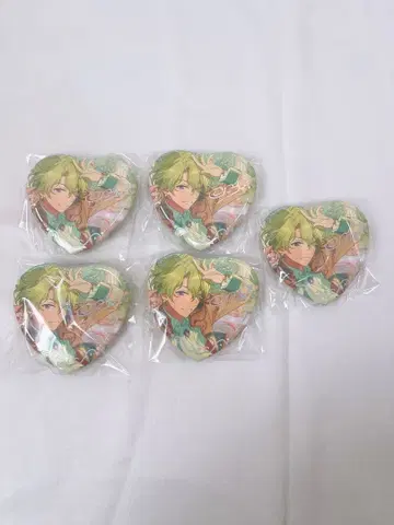 앙스타 중국 경심 하트 캔뱃지 토모에 히요리