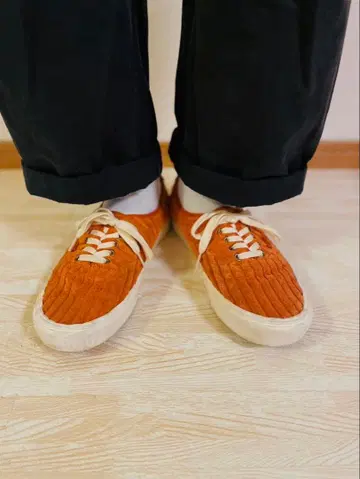 VANS 컴피쿠시 오센틱
