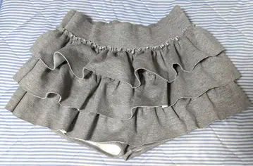 andwang Kirakira frill culotte miniskirt