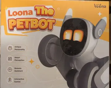 Loona The PETBOT