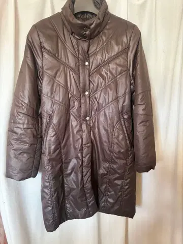 Bruno Battista 충전솜 코트 미세스 브라운 충전솜 롱 코트