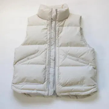 베이지 다운 베스트