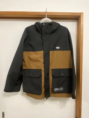 [ 새상품급/중고 ] BiSH x GU 마운틴 파카 M 사이즈