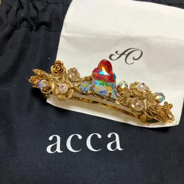 acca 아카 / 겹쳐진 하트 골드 머리핀 / 새상품급
