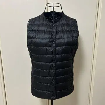 새상품급 UNIQLO 유니클로 다운 베스트 M 다운 90% 이너 다운