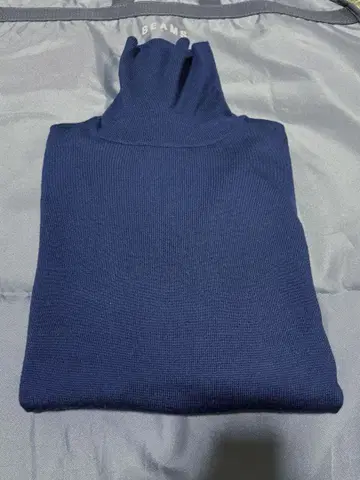 BEAMS F / 21게이지 터틀넥 니트