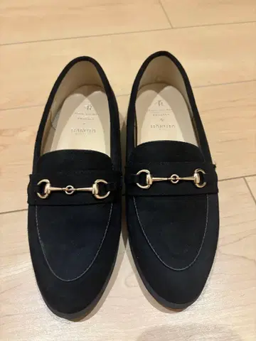 [ 새상품급 ] 블랙 스웨이드 로퍼 로페피크닉 23.5