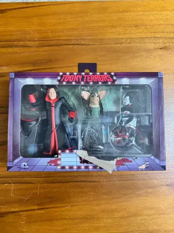 Toony Terrors Jigsaw 액션 피규어 세트