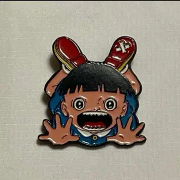 마코토 짱 핀 배지